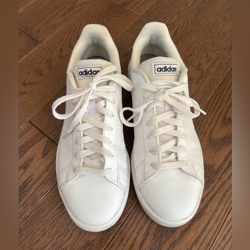 Adidas Men's Advantage base sneaker
